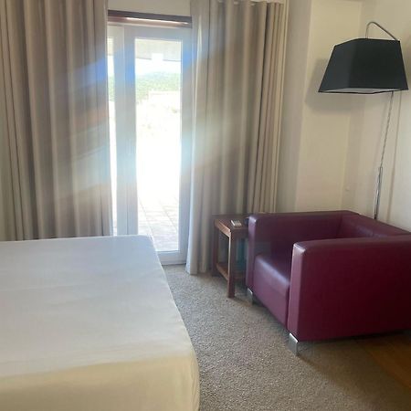 Hotel A Ponte Виана до Кастело Екстериор снимка