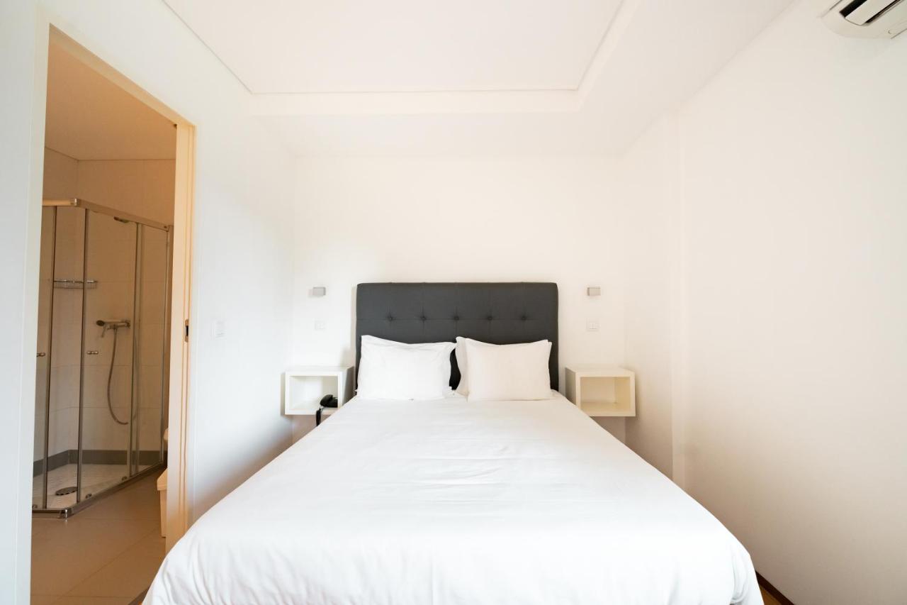 Hotel A Ponte Виана до Кастело Екстериор снимка