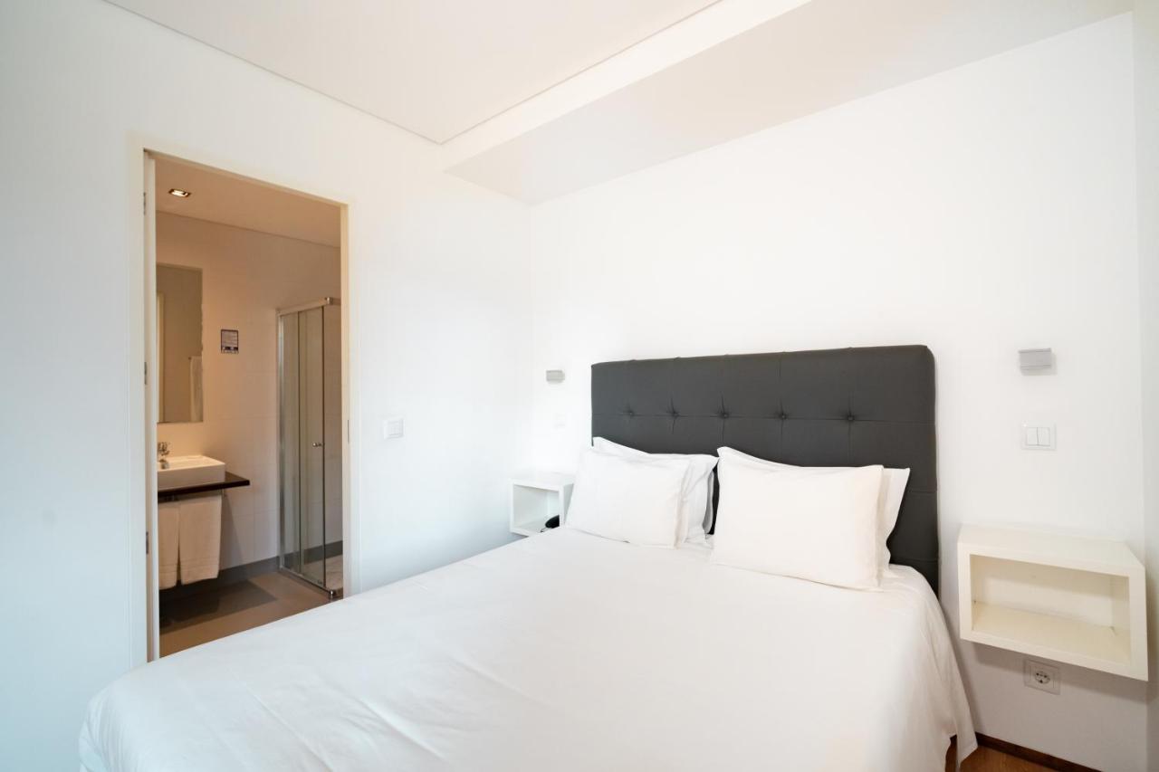 Hotel A Ponte Виана до Кастело Екстериор снимка