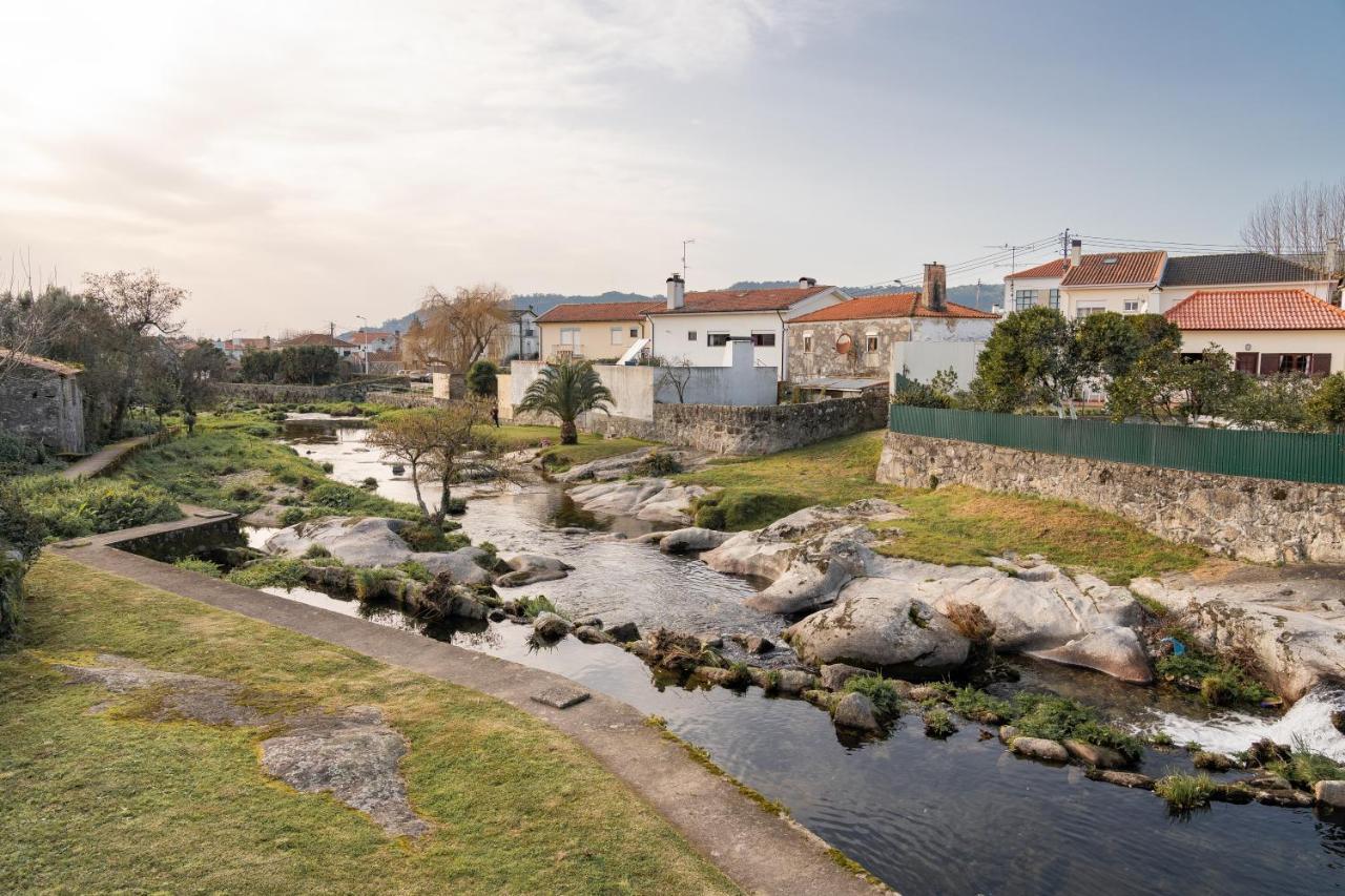 Hotel A Ponte Виана до Кастело Екстериор снимка