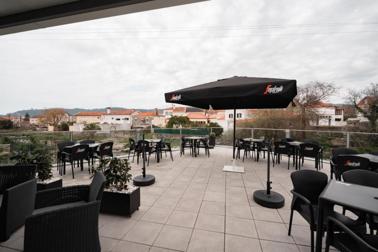 Hotel A Ponte Виана до Кастело Екстериор снимка