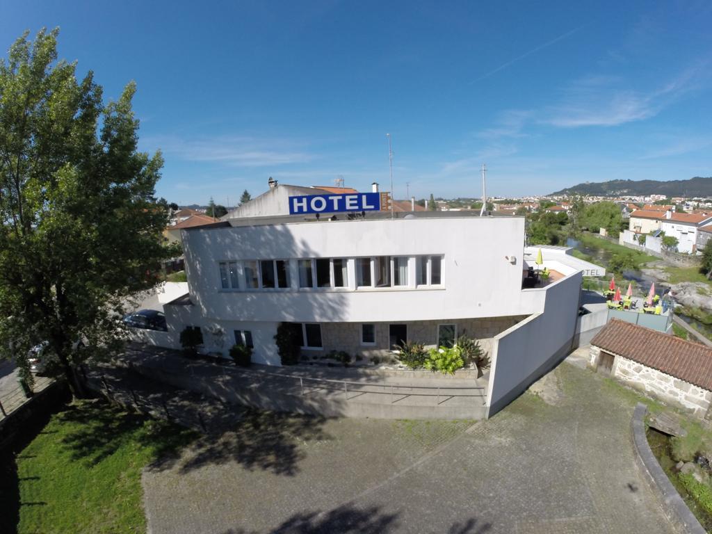 Hotel A Ponte Виана до Кастело Екстериор снимка