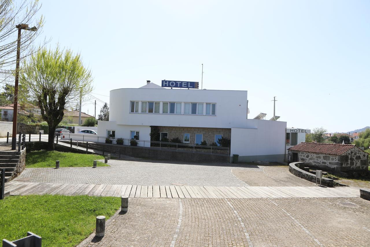 Hotel A Ponte Виана до Кастело Екстериор снимка